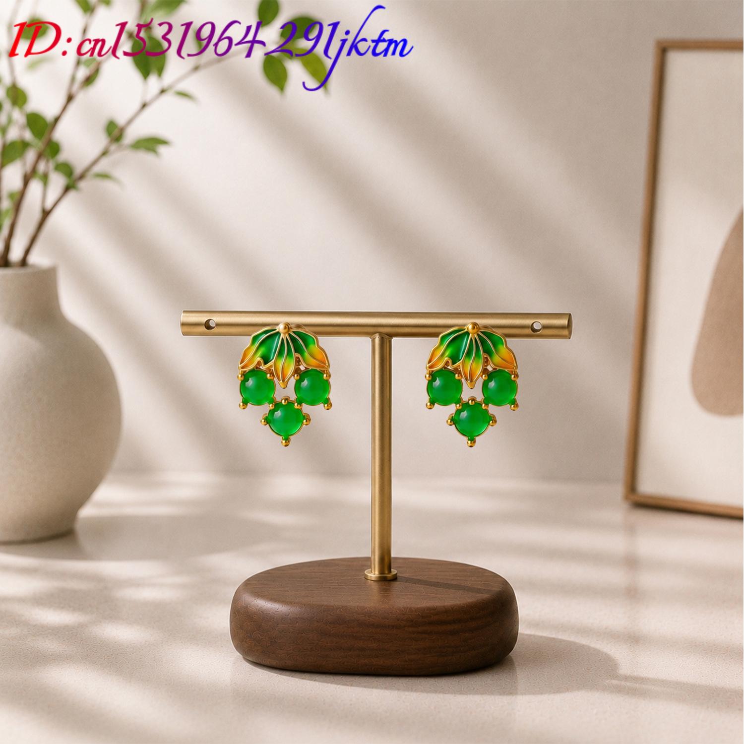 Burmese Jadeite Grape Earrings - Earrings recension och pris