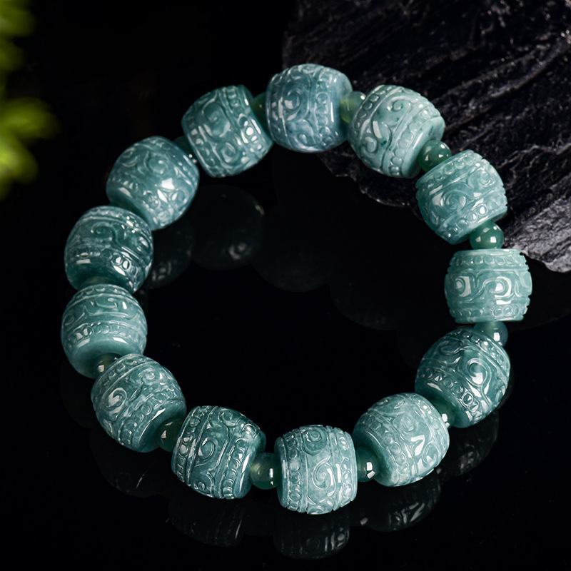 Natural Burmese Jadeite Carved - Bracelets recension och pris