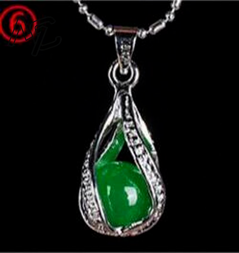 925 Silver Chinese Green Jade  - Necklaces recension och pris